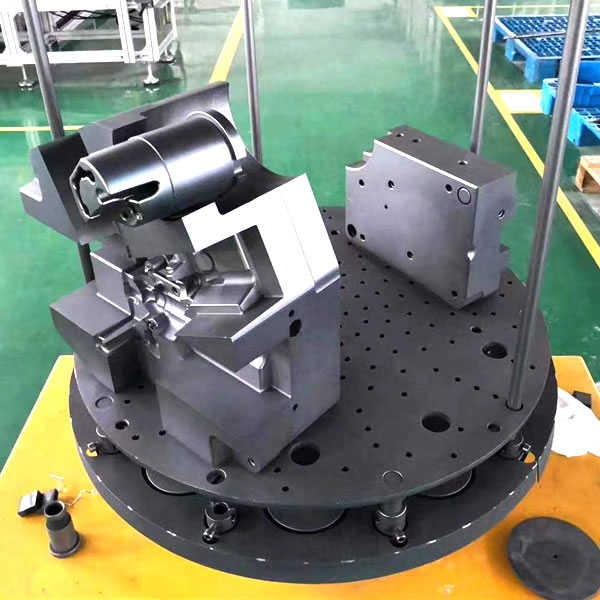 镀钛厂_镀钛加工_模具镀钛_刀具涂层_真空镀钛